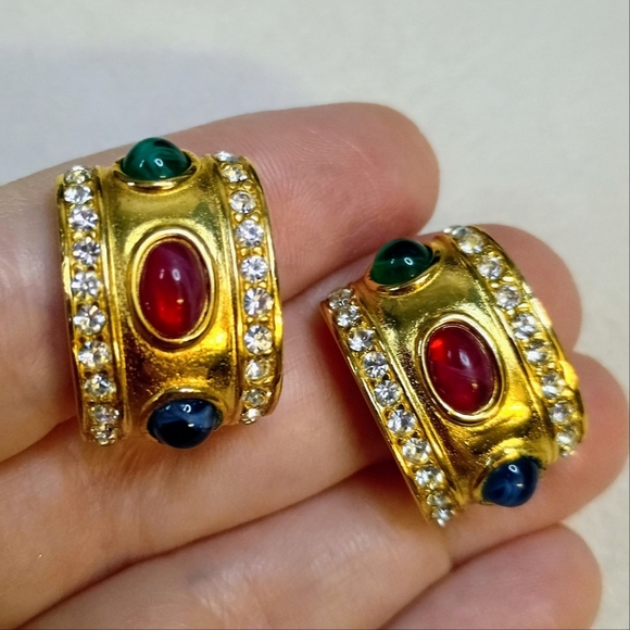 Vintage GIVENCHY Gripoix Crystal Clip-on Earrings - Picture 1 of 11